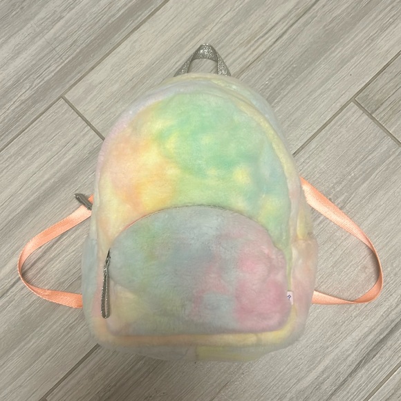 More Then Magic Fluffy Rainbow Backpack - Picture 1 of 7